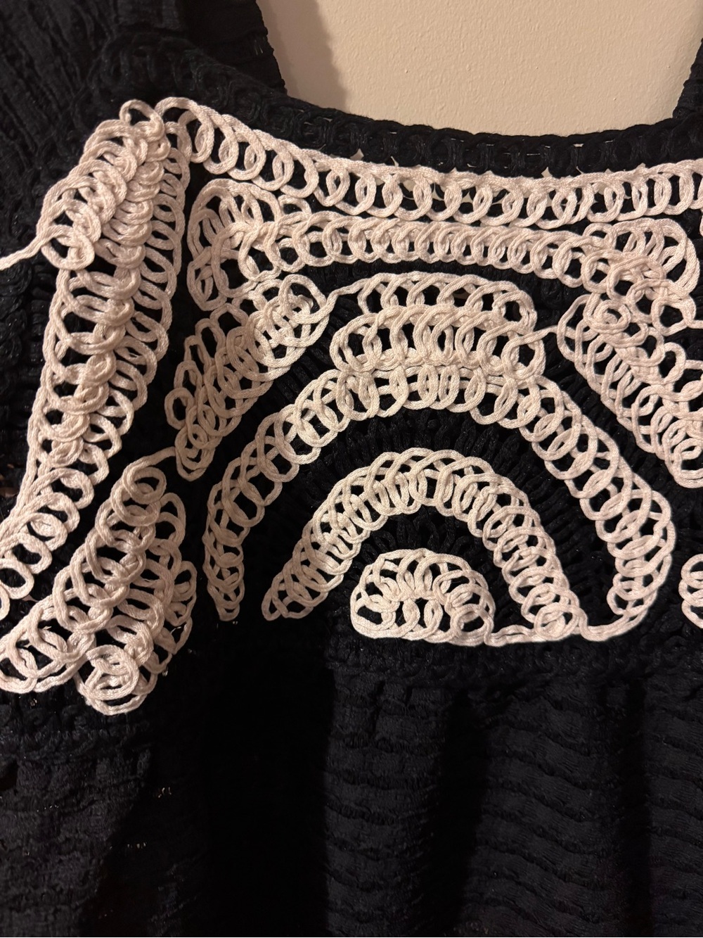 Anthropologie x Sarah Hann Black Flutter-Sleeve Crochet Top - size large - Picture 4 of 11